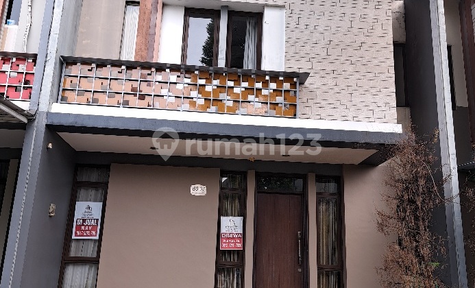 Rumah Bagus Cluster Regentown Depan Ice Bsd Aeon