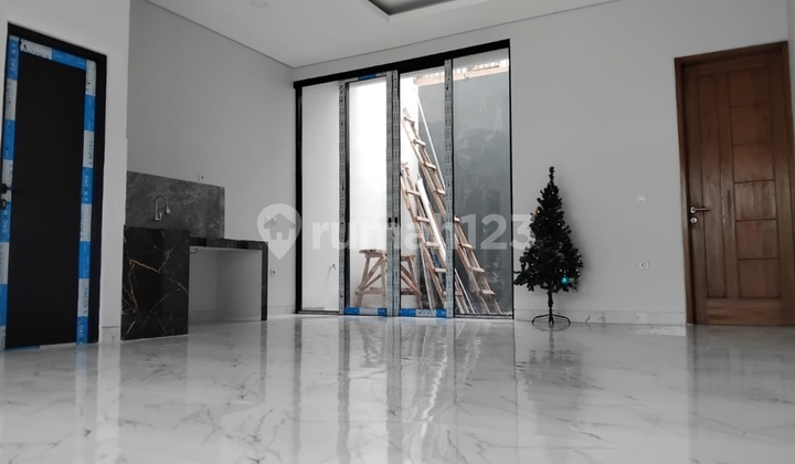 Rumah Villa Melati Mas 2