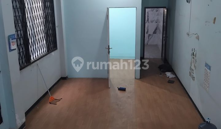 House in Petemon Sawahan, Central Surabaya, East Java 2