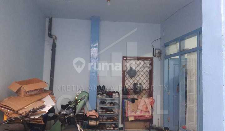 Rumah Tinggal Bonus Usaha Isi Ulang Air Mineral di Mukodar Cimahi