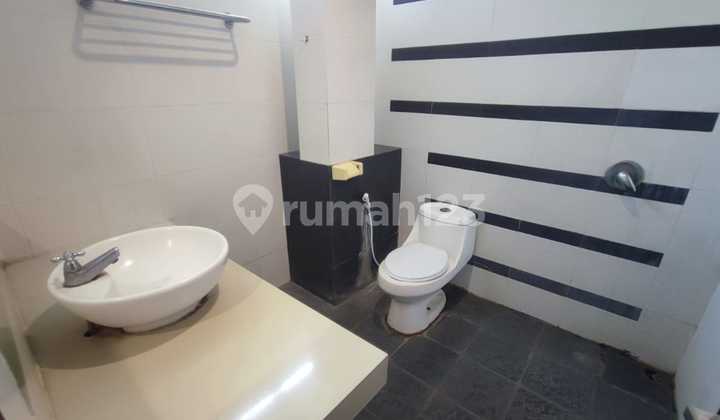 Murah!!!jual Tanah & Bangunan Hotel Strategis Di Sayap Pasteur