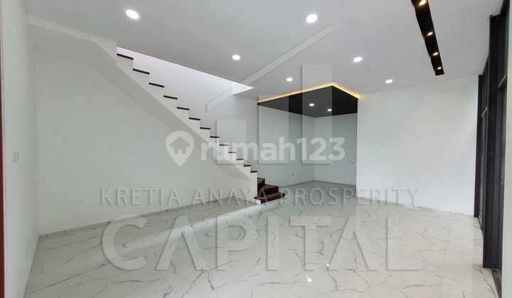 A New Home That Will Surely Captivate Your Heart in Setraduta Grande Near Maranatha Campus and Pasteur Toll Road. 2