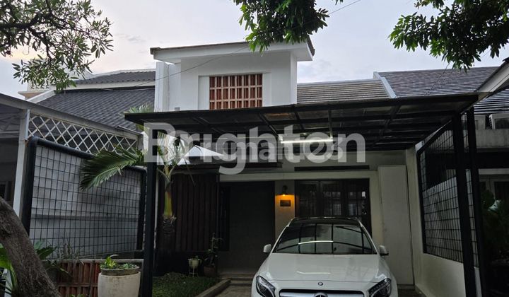RUMAH DI PERUMAHAN CIBUBUR VILLAGE 1