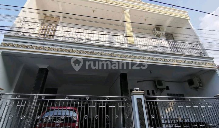 Rumah 2 Lantai Di Jakarta Pusat Rumah