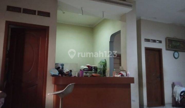 Di Jual Ruko Cocok untuk Usaha di Jl. Utama Pekayon Bekasi 2