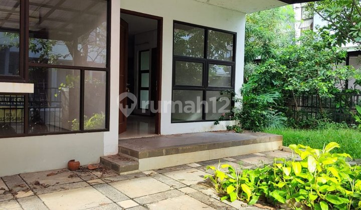 Di Sewakan / Di Jual Rumah Bagus 2 Lantai Di Cluster Mutiakirana Di Bekasi 