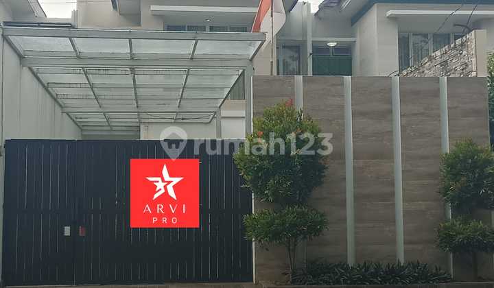 Dijual Rumah Bagus Dan Strategis Dekat Terminal Pulogebang,jakarta Timur