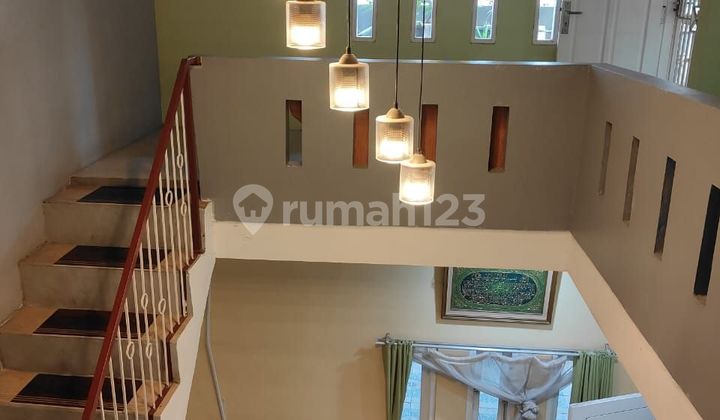 Dijual Rumah 2 Lantai di Puri Gading Pondok Melati, Bekasi 2