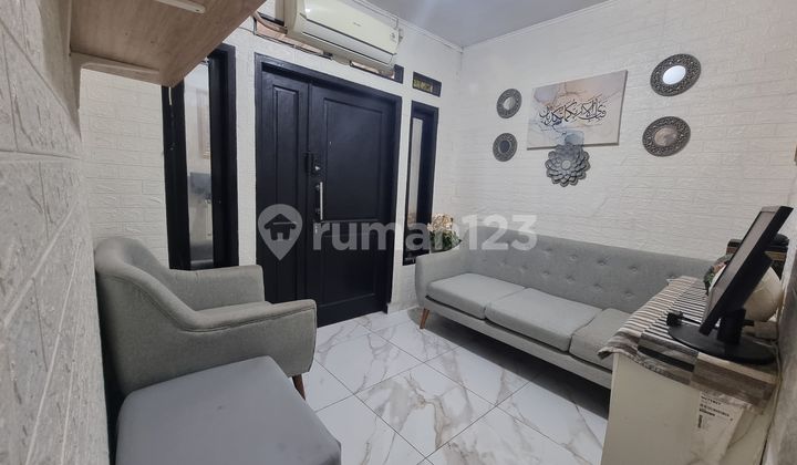 Dijual Rumah Semi Furnished Di Taman Frambosa Vida Bekasi 1