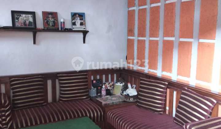 For Sale: House in Duta Kranji Housing Estate, Bekasi. 2