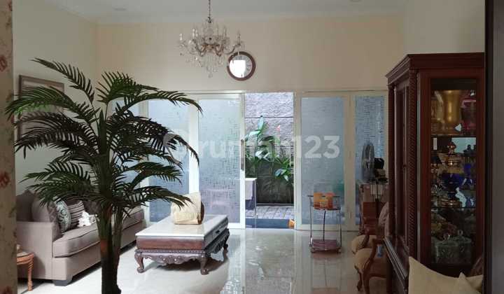Dijual Rumah Bagus Di Kemang Pratama 1 2