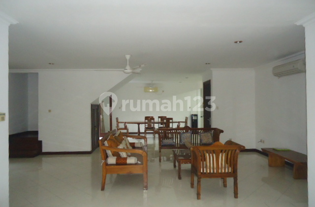 Dijual/disewakan Rumah Nyaman Di Terusan Hang Lekir,kebayoran-jakarta Selatan 2