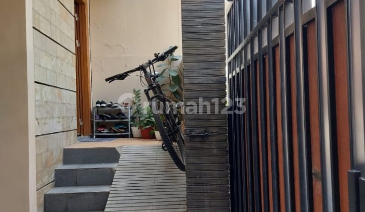 Dijual Rumah Semi Furnish Rapih Dan Strategis Di Perum Jatimulya, Bekasi 2