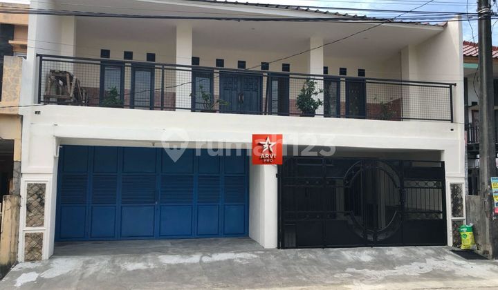 Dijual Rumah 2 Lantai di Pondok Hijau, Dekat Pintu Toll Bekasi Timur Cocok untuk Tempat Usaha. 2