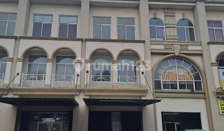 Di Sewakan 1 Unit Ruko 3 Lantai Di Galaxy Bekasi 