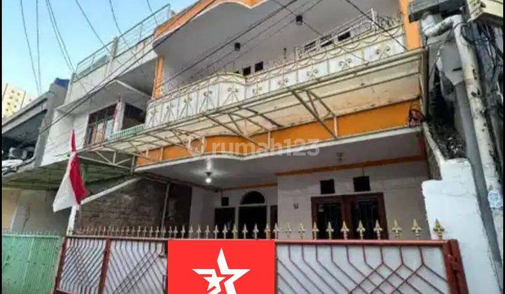Disewakan rumah 3 lantai, dekat stasiun LRT dan Trans Jakarta , bebas banjir di Cipinang Cempedak, Cawang Jakarta Timur 1