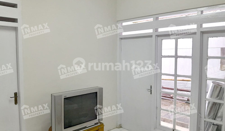 Affordable, Well-Maintained, Ready-to-Occupy Rental House with 2 Bedrooms Near Kalam Kudus School and Lai Lai Market in Tidar Area on Jl. Gamalama, Sukun Subdistrict, Malang.