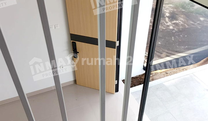 New Minimalist and Nice 2-Story Affordable House with 2 Bedrooms, Location Near Malang Toll Road, Kedungkandang Area, in Amaya Village Housing, Kedungkandang, Malang 2