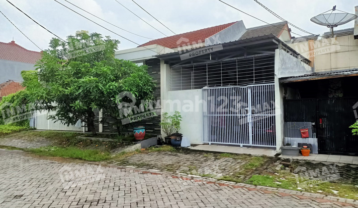 Rumah Bagus Sangat Terawat 2 Kamar Disewakan Dekat Merr dan Pasar Tradisional di Wonorejo Selatan, Surabaya 1