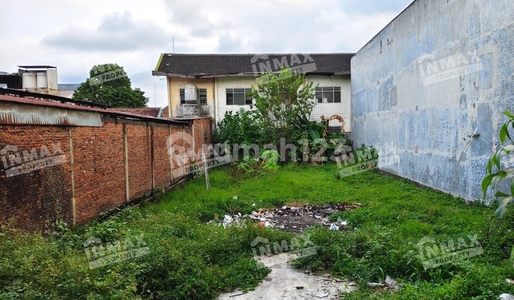 Land for Rent, 382 m2, Strategic Location Near Pizza Hut, UB, and RSUB, Suitable for Parking Lot and Coffee Shop on Jl. Pisang Kipas, Blimbing, Malang. Land for Rent, 382 m2, Strategic Location Near Pizza Hut, UB, and RSUB, Suitable for Parking Lot and Coffee Shop on Jl. Pisang Kipas, Blimbing, Malang.