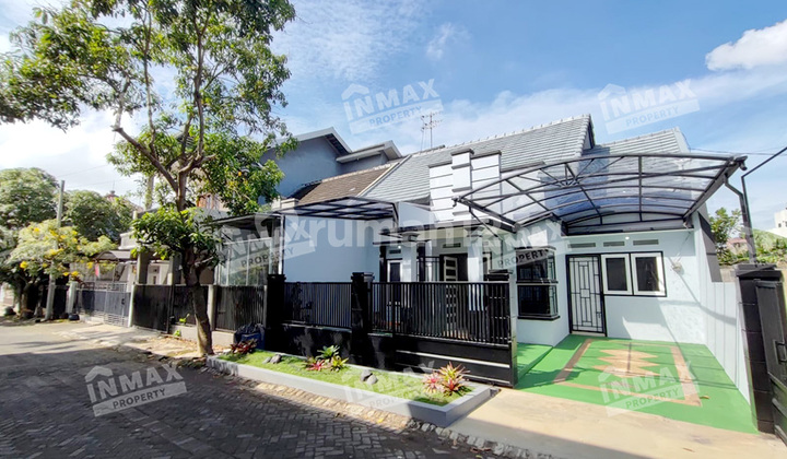 A Nice, Clean, Well-Maintained Rental House with 3 Rooms Near Suhat, Polinema, and UB in Griya Shanta Housing, Lowokwaru, Malang A Nice, Clean, Well-Maintained Rental House with 3 Rooms Near Suhat, Polinema, and UB in Griya Shanta Housing, Lowokwaru, Malang