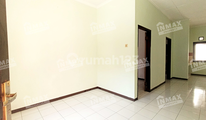 Affordable Ready-to-Live House, Well-Maintained, 3 Bedrooms, Location in Araya Area Near Binus and Rs Persada at Pbi Araya, Blimbing Subdistrict, Malang Affordable Ready-to-Live House, Well-Maintained, 3 Bedrooms, Location in Araya Area Near Binus and Rs Persada at Pbi Araya, Blimbing Subdistrict, Malang