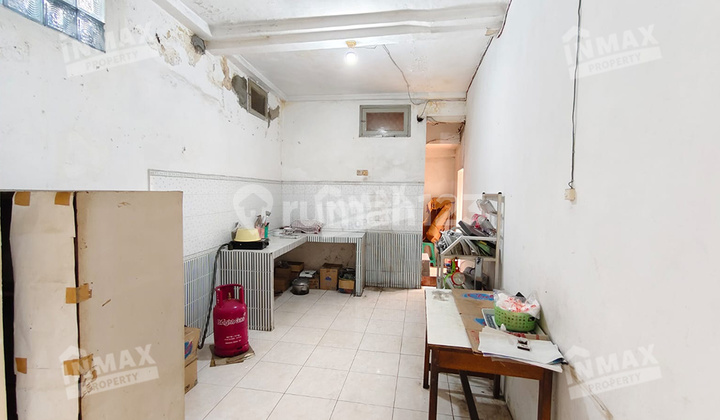 Rumah Luas Murah Ada 3 Kamar dan 2 Lantai Lokasi Daerah Pasar Besar Dekat Sman 5 dan Alun-Alun di Jl. Sultan Syahrir, Gg. Kesatria, Kec. Klojen, Malang 2