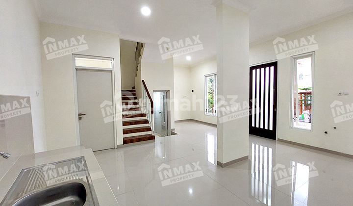New Nice Minimalist House Well Maintained 2 Bedrooms Freehold for Rent and Sale Location Arjosari Near Bina Bangsa in Kalindra Housing, Blimbing, Malang