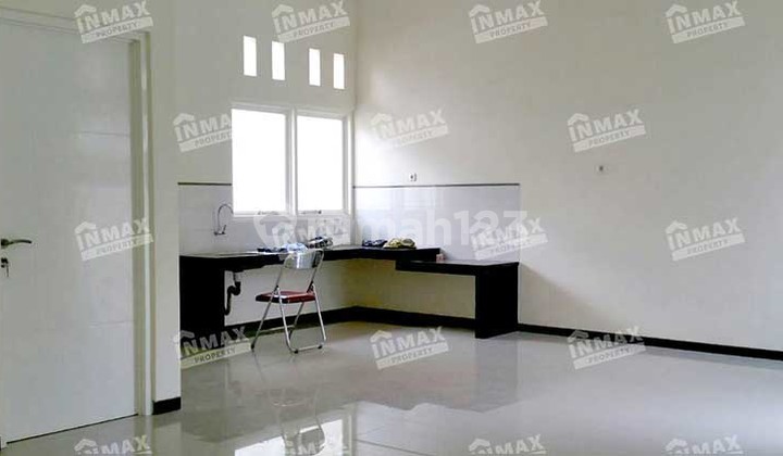 Good Rental House with 3 Rooms in Tidar Area on Jl. Mandalawangi, Sukun Sub-district, Malang Good Rental House with 3 Rooms in Tidar Area on Jl. Mandalawangi, Sukun Sub-district, Malang