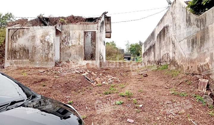 Land 200 m2 SHM For Sale in Buring Area, Jl. Kemayoran Atas, Kedungkandang, Malang Land 200 m2 SHM For Sale in Buring Area, Jl. Kemayoran Atas, Kedungkandang, Malang