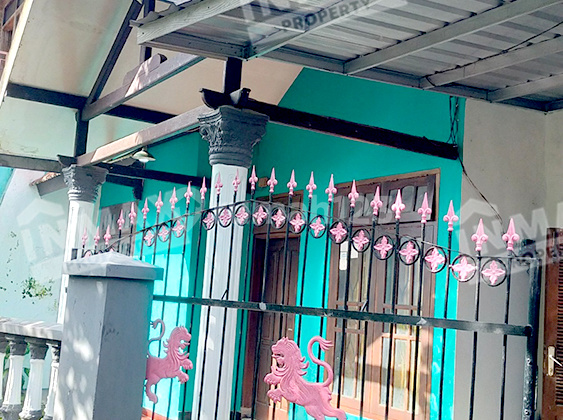 Rumah Murah Sudah Semi Furnished Daerah Bunga-Bunga di Jl. Kenanga Indah, Lowokwaru, Malang 1