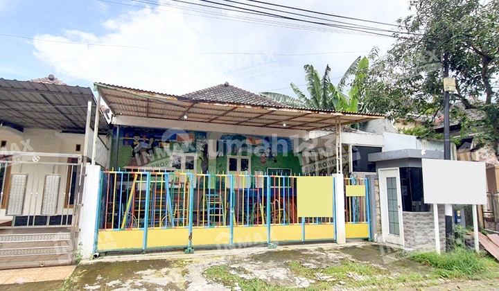 Ruang Usaha/Sekolah Dijual Kondisi Terawat Luas 121 m2 Sudah SHM Ada 2 Kamar di Perum PBI Araya, Kec. Blimbing, Malang Ruang Usaha/Sekolah Dijual Kondisi Terawat Luas 121 m2 Sudah SHM Ada 2 Kamar di Perum PBI Araya, Kec. Blimbing, Malang