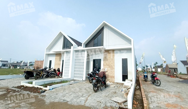 New Minimalist Affordable House with 2 Bedrooms in Lawang Area, Near Lawang Toll Road at Bedali Indah Housing, Kara Type