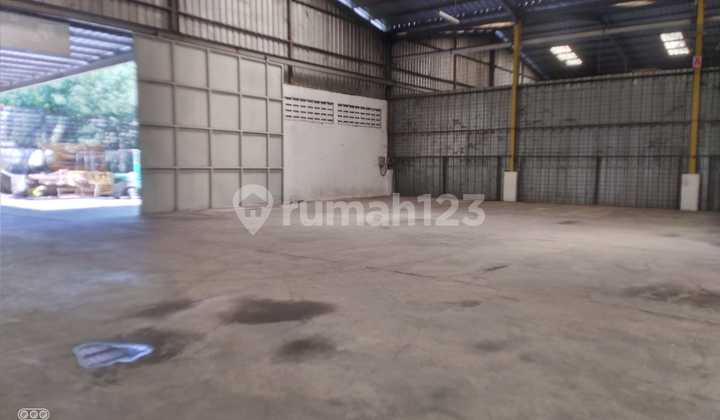 All-Purpose Warehouse 1000m2, Lightning Safe, Spacious, Large Road Access.