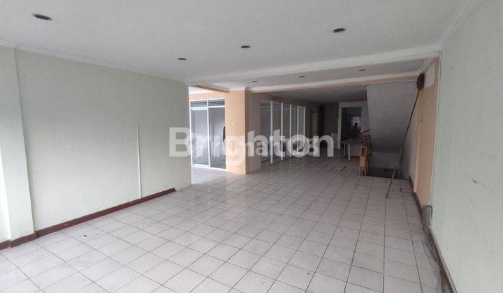 RUKO GANDENG BAGUS RAPI TERAWAT STRATEGIS KOMERSIL KOMPLEK RUKAN INTERCON KEBON JERUK JAKARTA BARAT 1