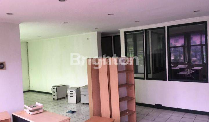 RUKO GANDENG BAGUS RAPI TERAWAT STRATEGIS KOMERSIL KOMPLEK RUKAN INTERCON KEBON JERUK JAKARTA BARAT 2