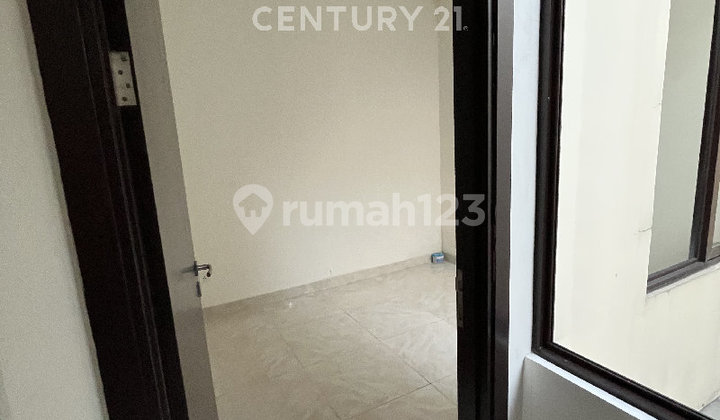 Rumah 2 Lantai Cluster Enchanta, Swan City Mendekati NJOP S8949 2