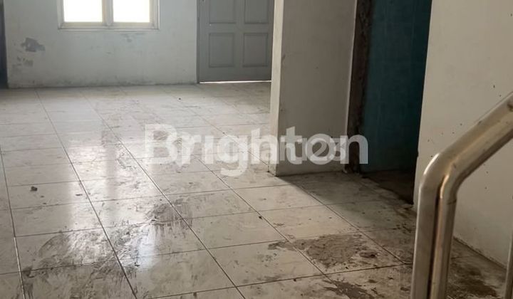 Di jual cepat Rumah Town House  2