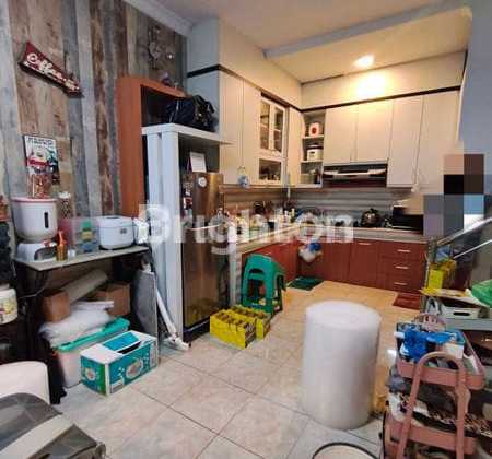 2.5-Storey Shop House, Semi-Furnished, Price 700 Million 2