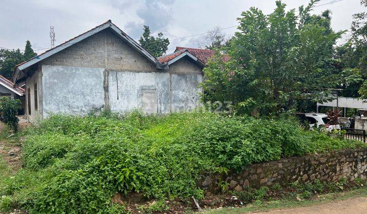 tampak depan tanah dekat perumahan the address