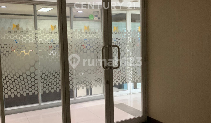 Spacious Office Space With City View At MTH Square Jakarta R2249 Spacious Office Space With City View At MTH Square Jakarta R2249