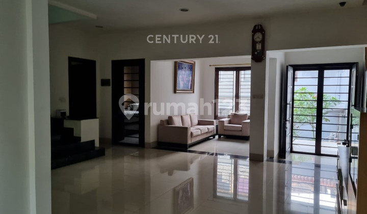 Ready to Occupy and Strategic House in Mitra Gading Villa S9172