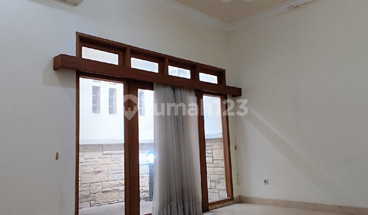 Rumah Super Strategis, Luas Dan Siap Huni Di Tebet JakSel S9028 2