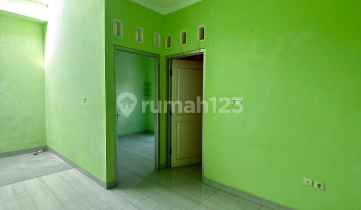 Rumah Dekat Kampus UIN Syarif Hidayatullah Rumah Dekat Kampus UIN Syarif Hidayatullah