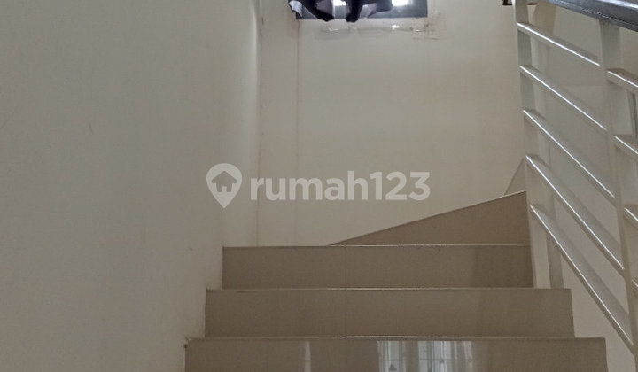 Rumah Siap Huni Dalam Cluster Di JGC Cakung, Jakarta S9177 2