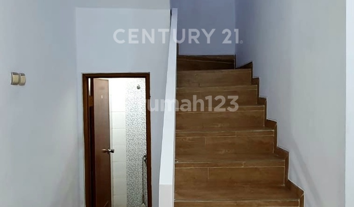Rumah Siap Huni Full Furnish Interior Mewah 2½ Lantai Rooftop 2