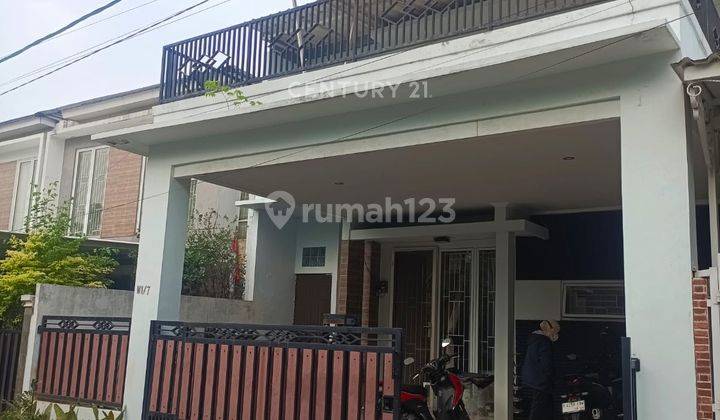 Rumah Tinggal 2 Lt Lokasi Dalam Komplek Grand Depok City NS0204 1