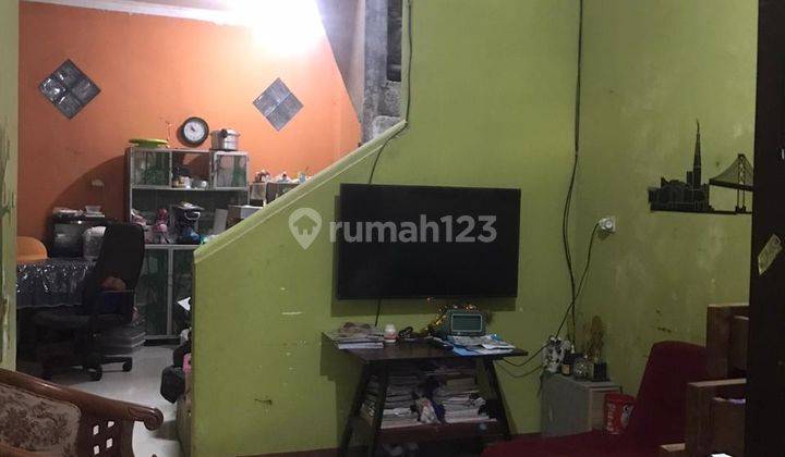 Rumah SHM siap 2 lantai Butuh renovasi luas 193 m2 Bukit Golf Cibubur 1