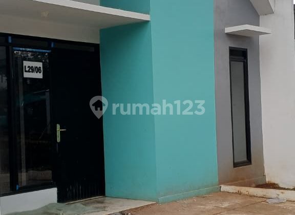 Rumah Baru Cantik Cuma 300 Jutaan Saja, Dekat Lokasi Pinggir Jalan di Cibubur Cikeas