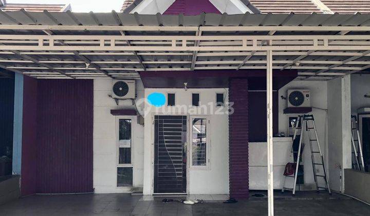 Dikontrakkan Rumah Di Mutiara Gading City (mgc) 4 Kamar Tidur 2 Kamar Mandi Kondisi Bagus,siap Huni di Jl. Mutiara Gading City, Babelan Kota, Kec. Babelan, Kabupaten Bekasi, Jawa Barat, Bekasi Utara 1